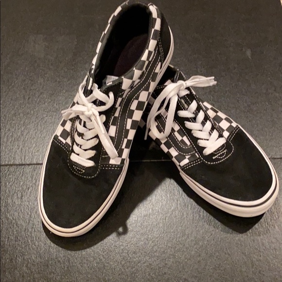 mens checkered vans